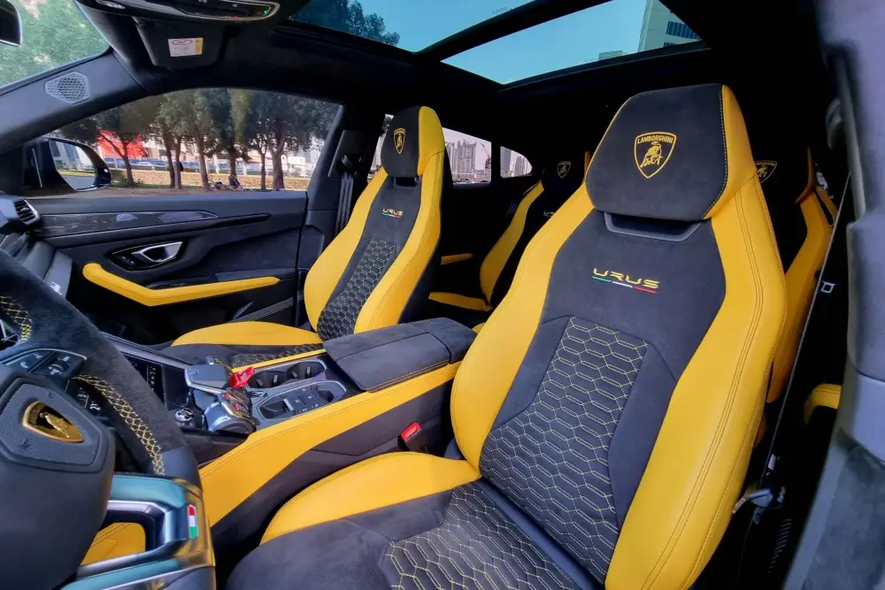 Lamborghini Urus Pearl Capsule Yellow - Thumbnail 7