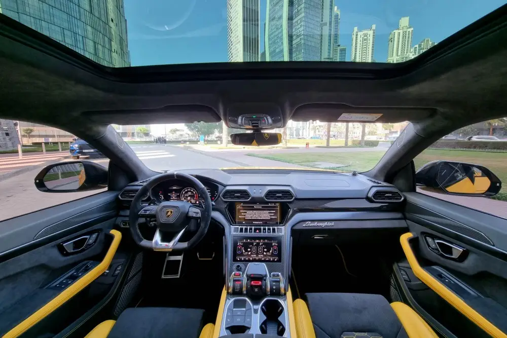 Lamborghini Urus Pearl Capsule Yellow - Thumbnail 8